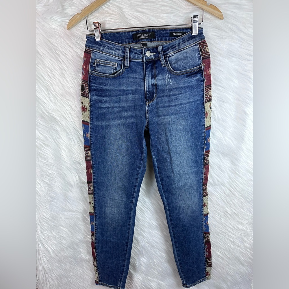 Judy blue relaxed fit jeans size 27